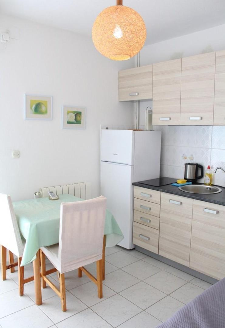 Apartment Bajuti Primošten Exterior foto